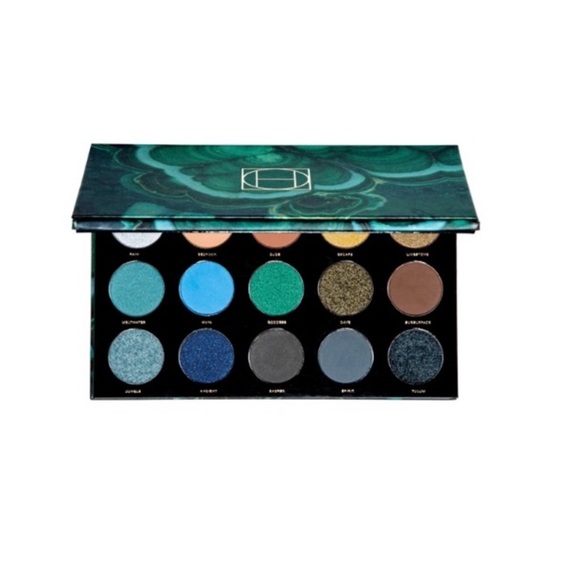 hipdot Cenote eyeshadow palette - Picture 3 of 5
